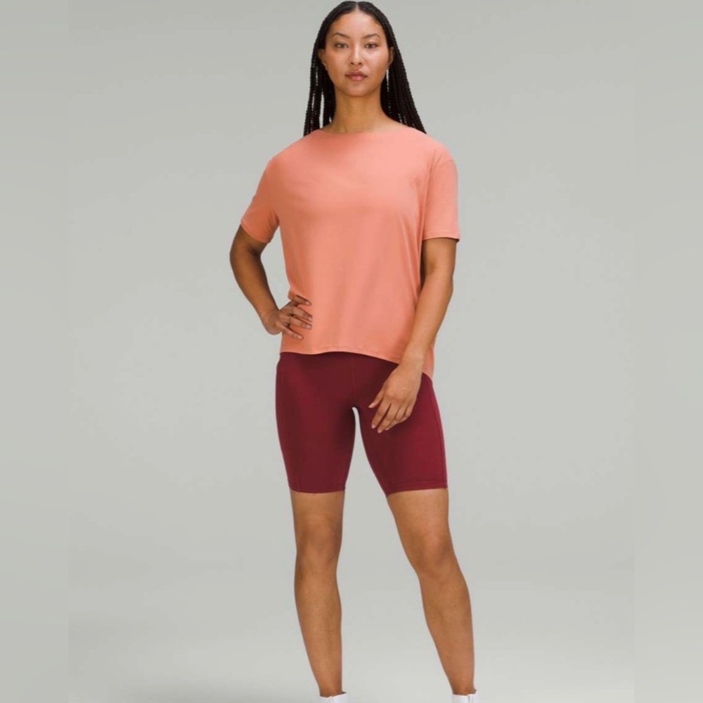 Lululemon‎ Back In Action T-shirt